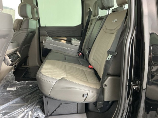 New 2026 Ford F350 Platinum image 32