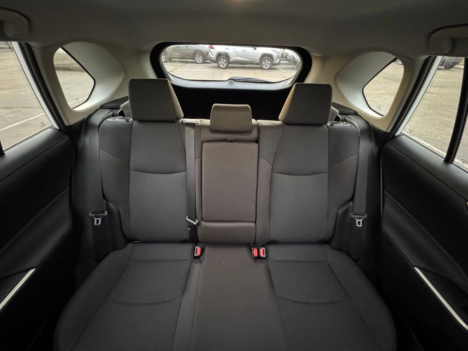 Used 2025 Toyota RAV4 LE image 37