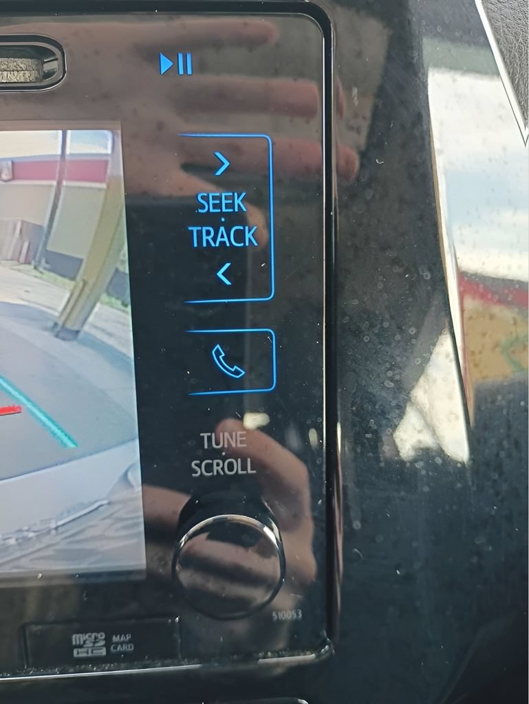 Used 2017 Toyota Prius Three w/ Advanced Technology Package FWD image 10