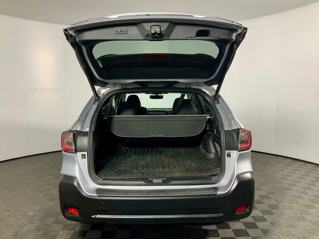 Used 2024 Subaru Outback Onyx Edition XT image 13