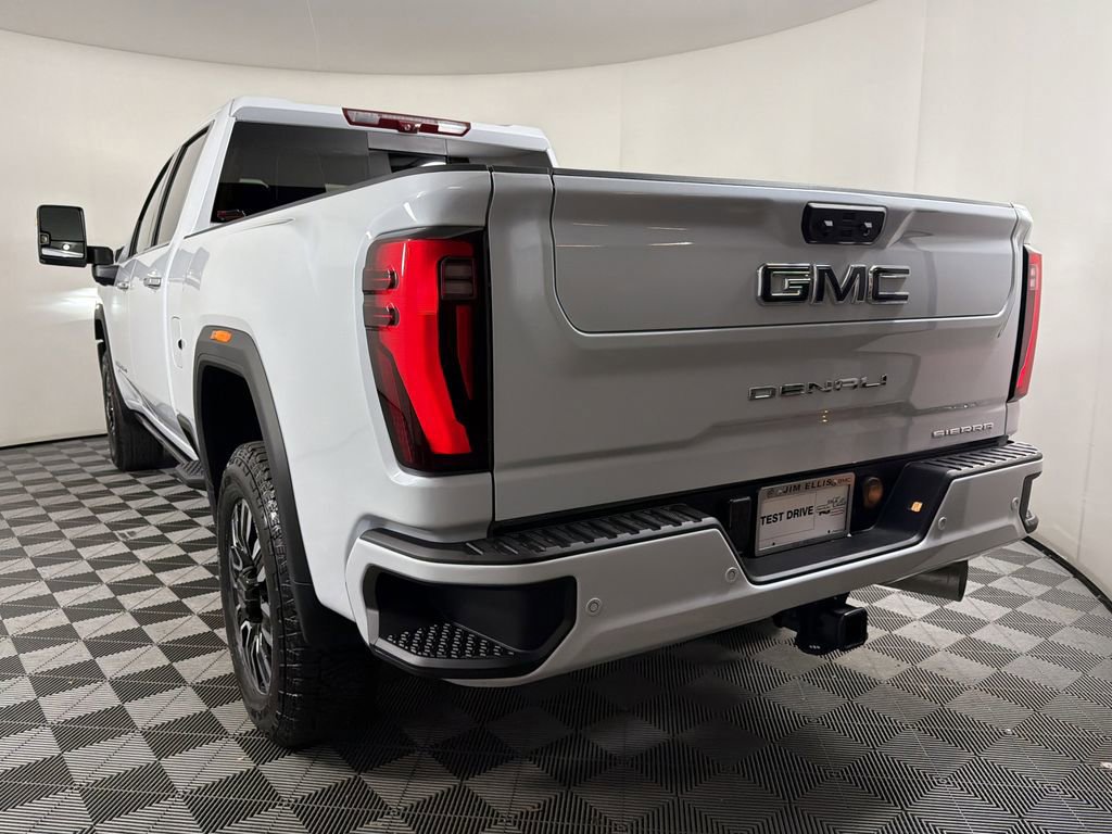 New 2026 GMC Sierra 2500 Denali Ultimate image 4