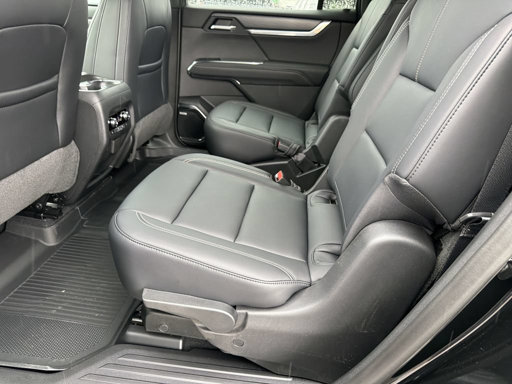 New 2026 GMC Acadia Elevation w/ Black Edition FWD image 25