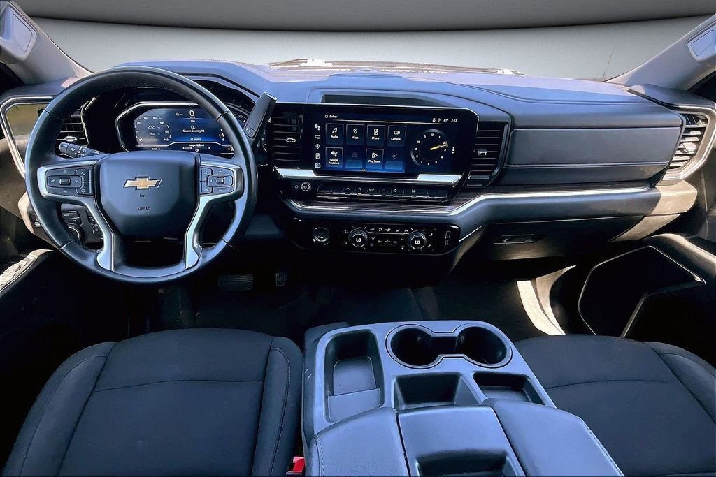 Used 2023 Chevrolet Silverado 1500 LT w/ Protection Package AWD/4WD image 8