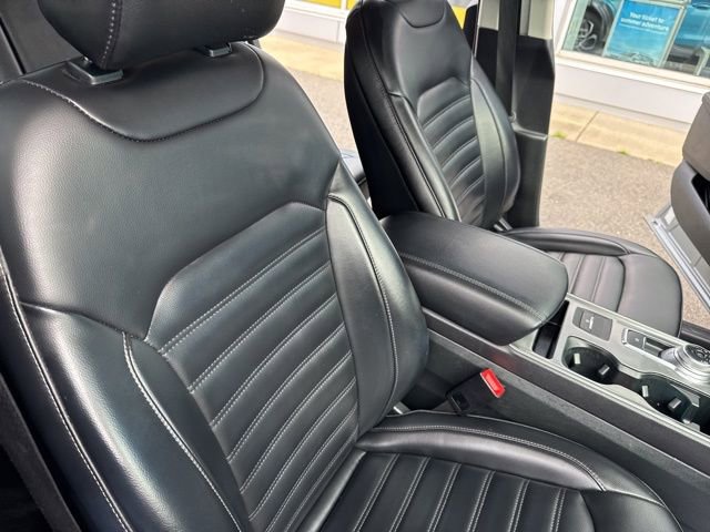 Used 2024 Ford Edge SEL AWD/4WD image 26