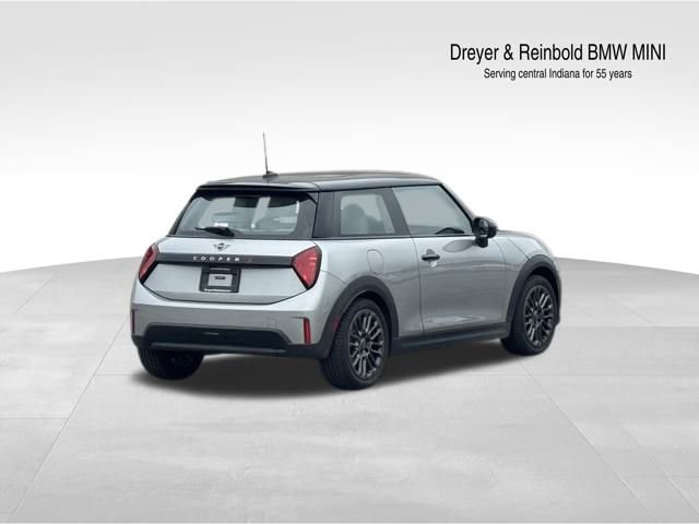 Certified 2025 MINI Cooper S image 4
