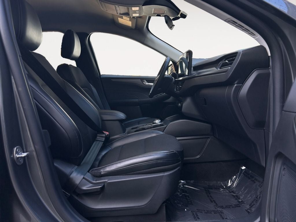 Used 2025 Ford Escape SE FWD image 23