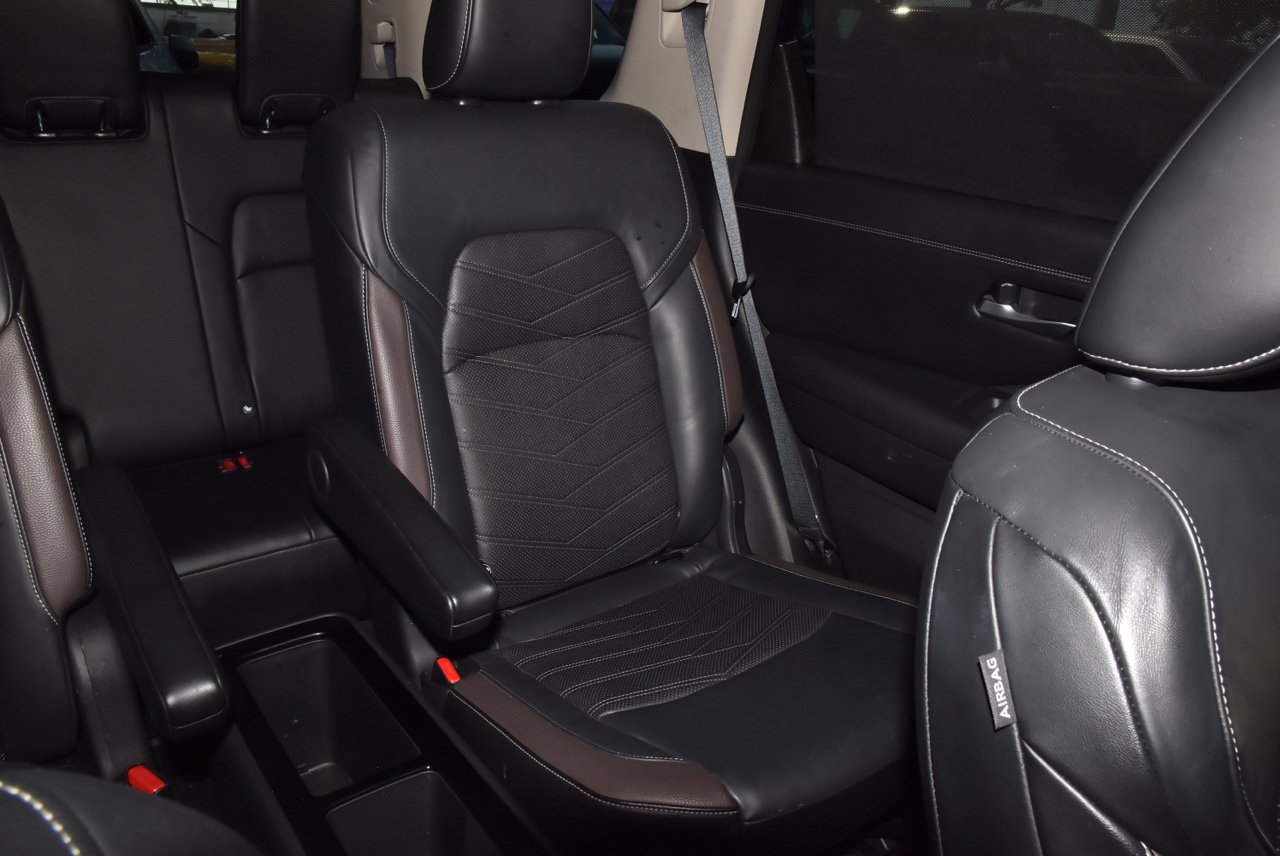 Used 2022 Nissan Pathfinder Platinum w/ Lighting Package (N93) AWD/4WD image 23