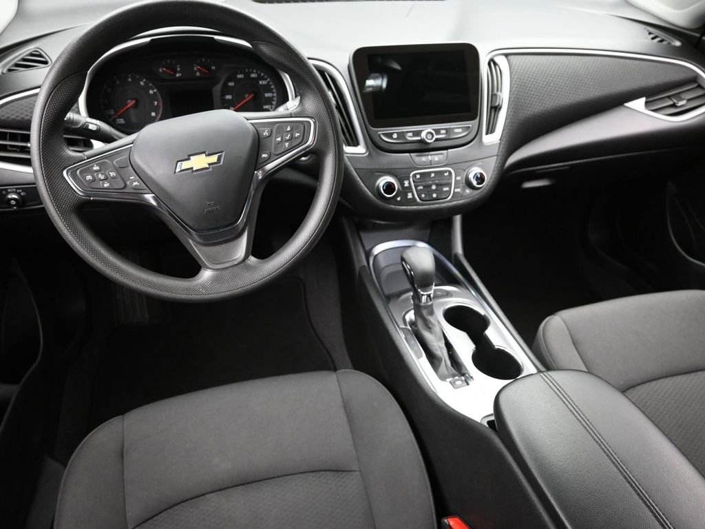 Used 2024 Chevrolet Malibu LT image 12