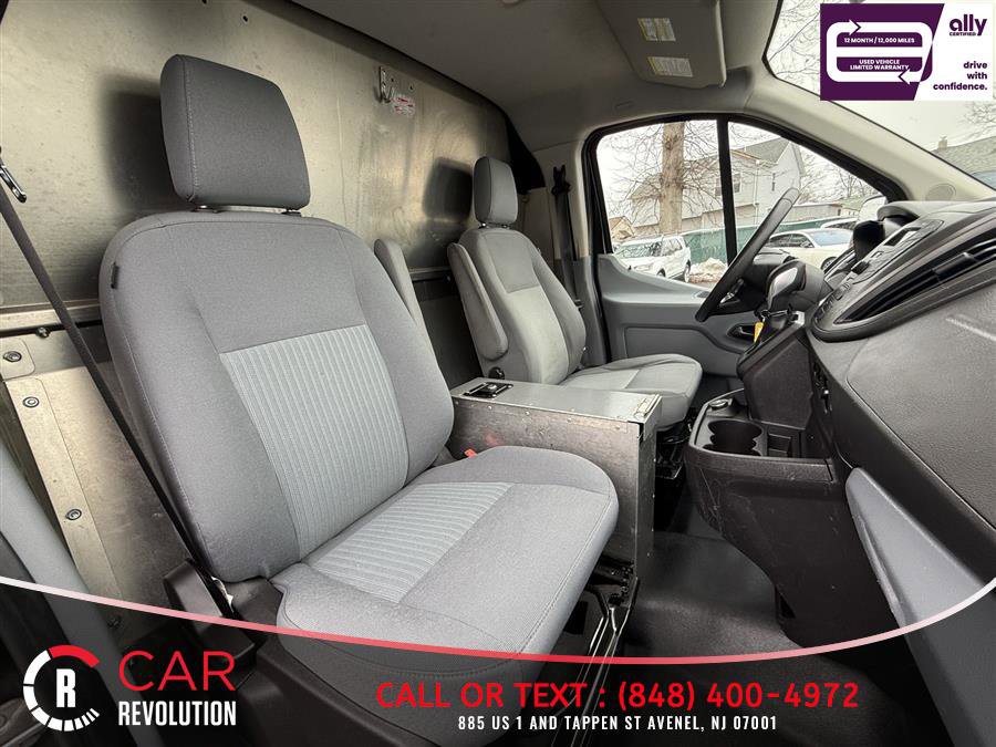 Used 2019 Ford Transit 250 130 Low Roof RWD image 24