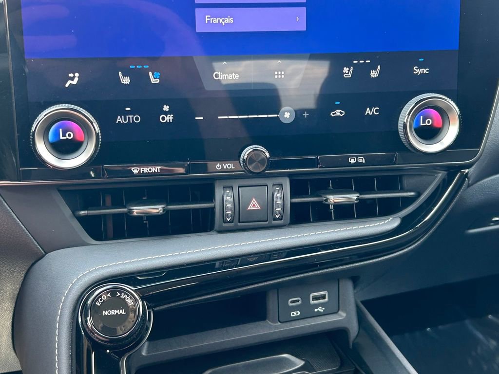 Used 2024 Lexus NX 350h AWD w/ Luxury Package image 32