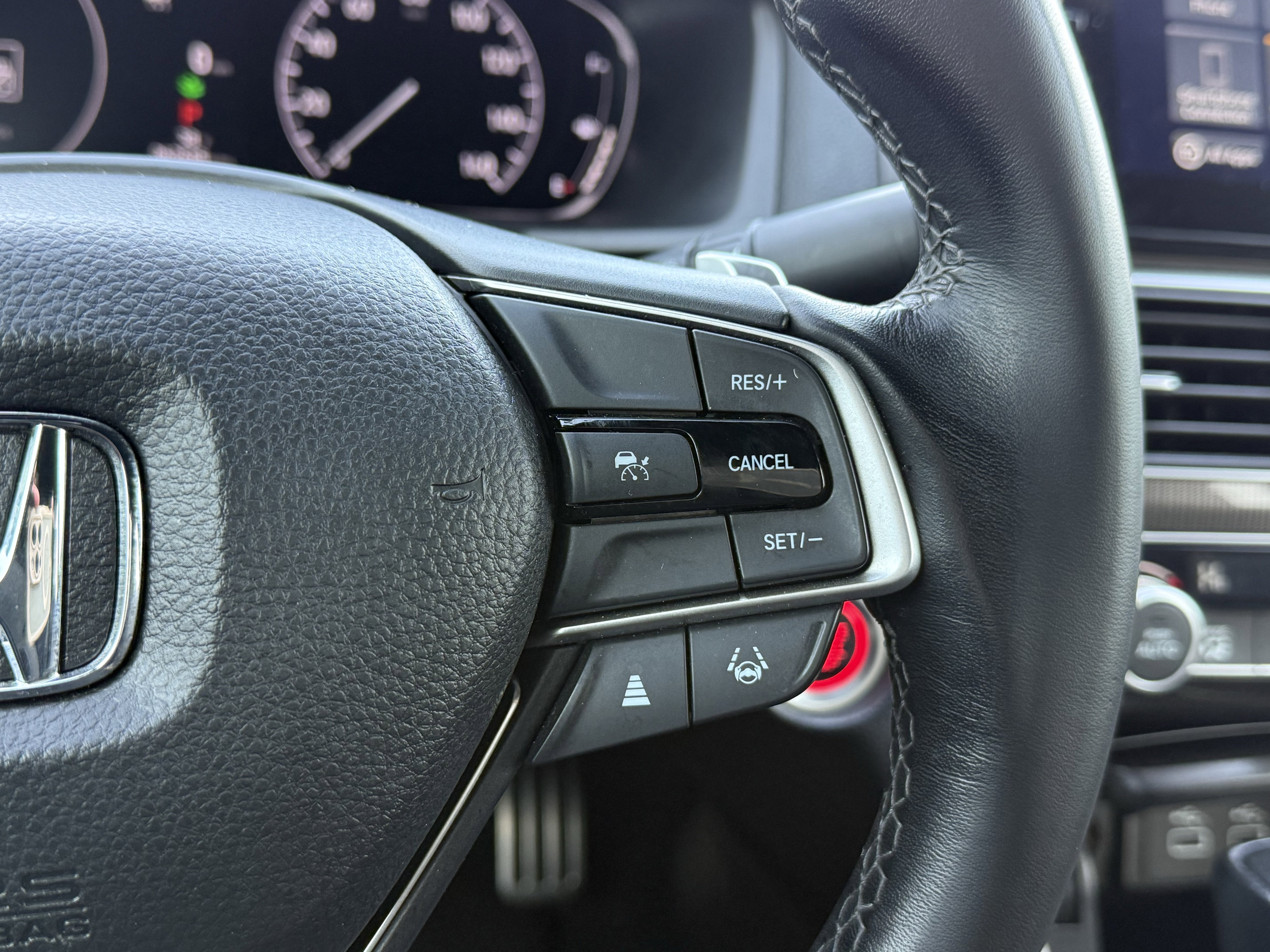 Used 2022 Honda Accord Sport image 26