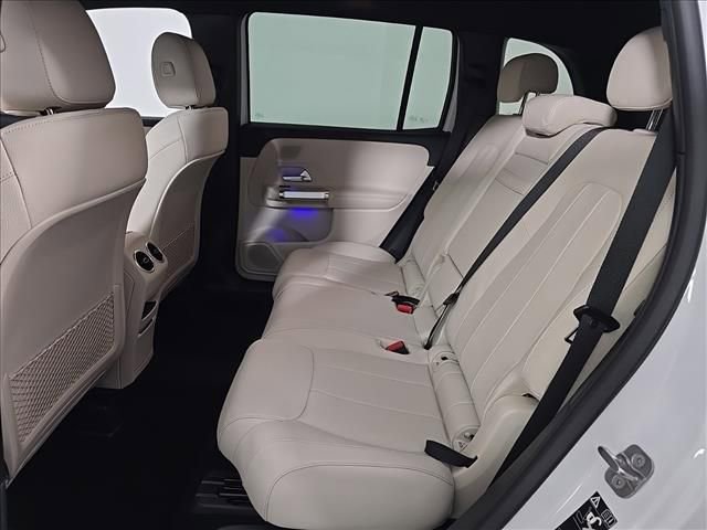 New 2026 Mercedes-Benz GLB 250 4MATIC image 15