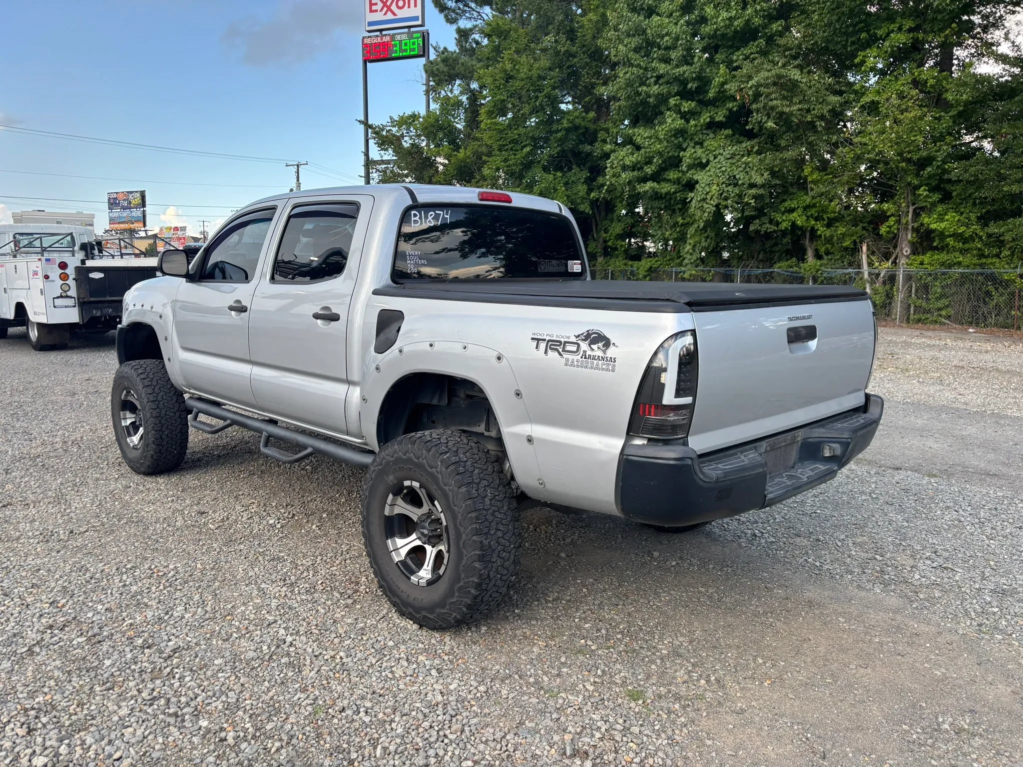 Used 2008 Toyota Tacoma PreRunner RWD image 2
