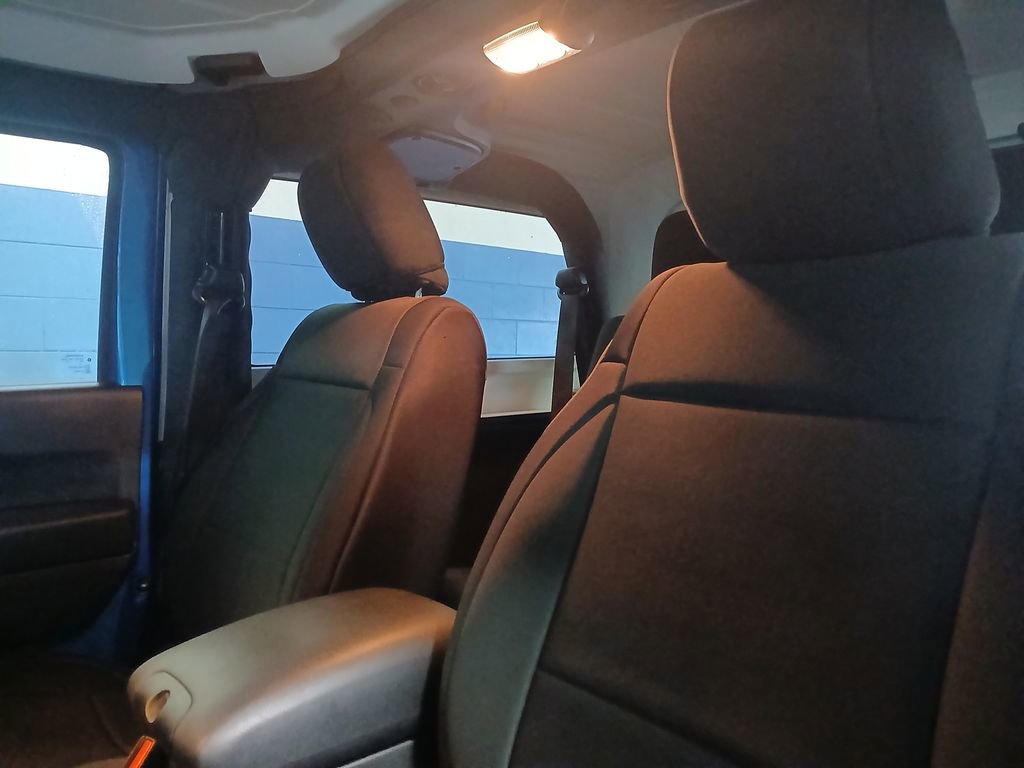 Used 2016 Jeep Wrangler Sport image 17