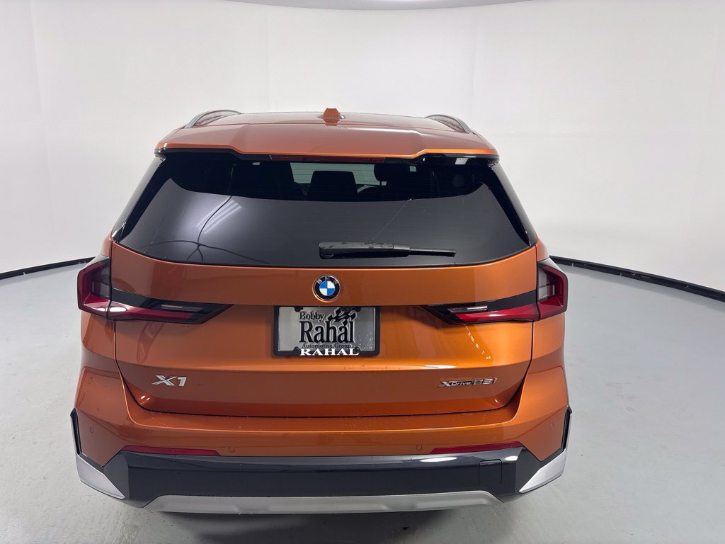 Certified 2025 BMW X1 xDrive28i w/ Technology Package AWD/4WD image 7