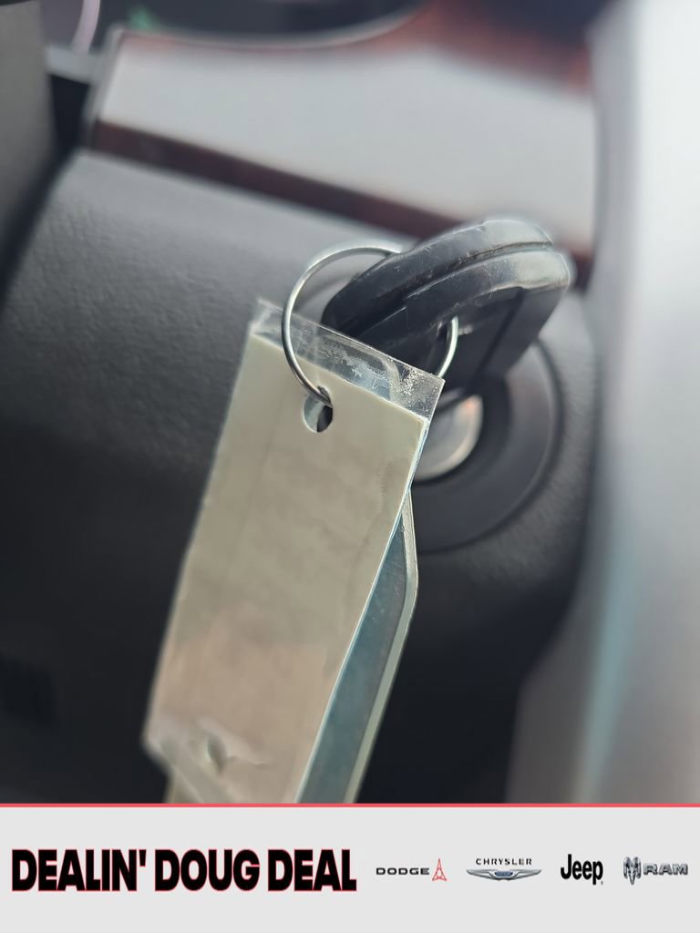 Used 2013 Ford Edge Limited AWD/4WD image 28