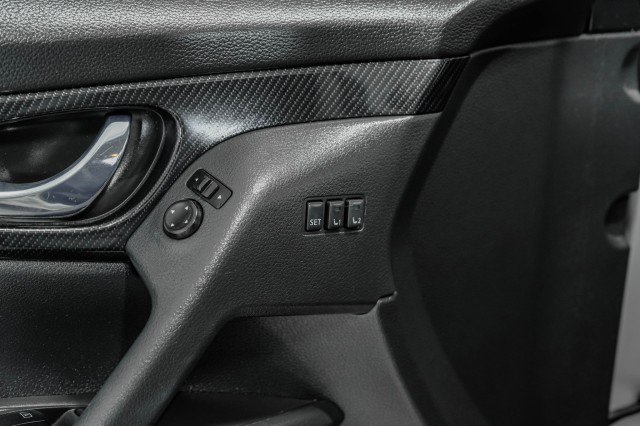 Used 2018 Nissan Rogue SL w/ Premium Package image 43