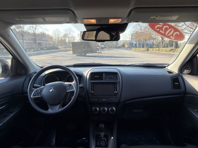 Used 2025 Mitsubishi Outlander Sport ES image 18