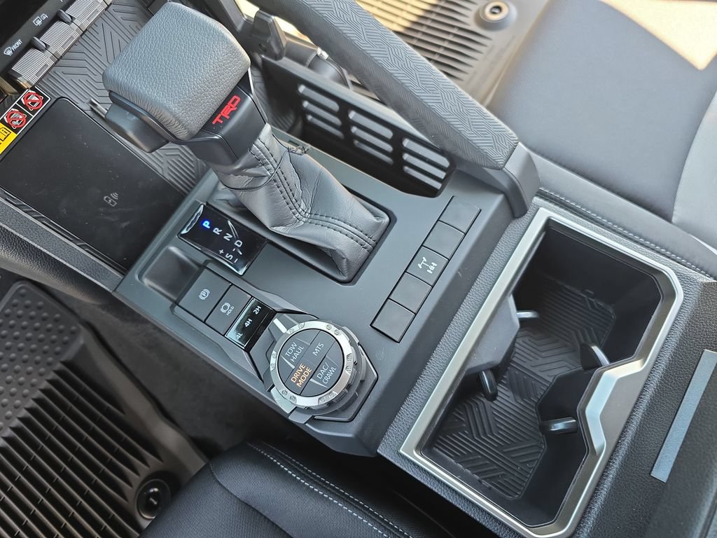Used 2025 Toyota Tacoma TRD Off-Road w/ TRD Off Road Upgrade Package AWD/4WD image 26