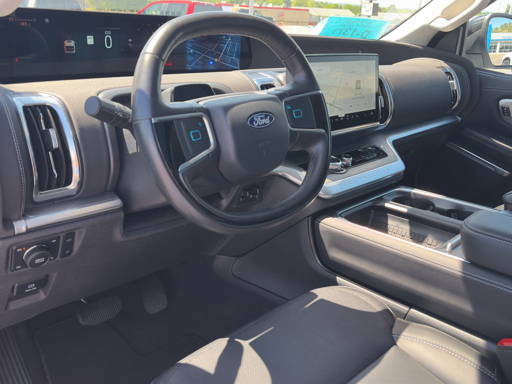 Used 2025 Ford Expedition Max Platinum AWD/4WD image 14