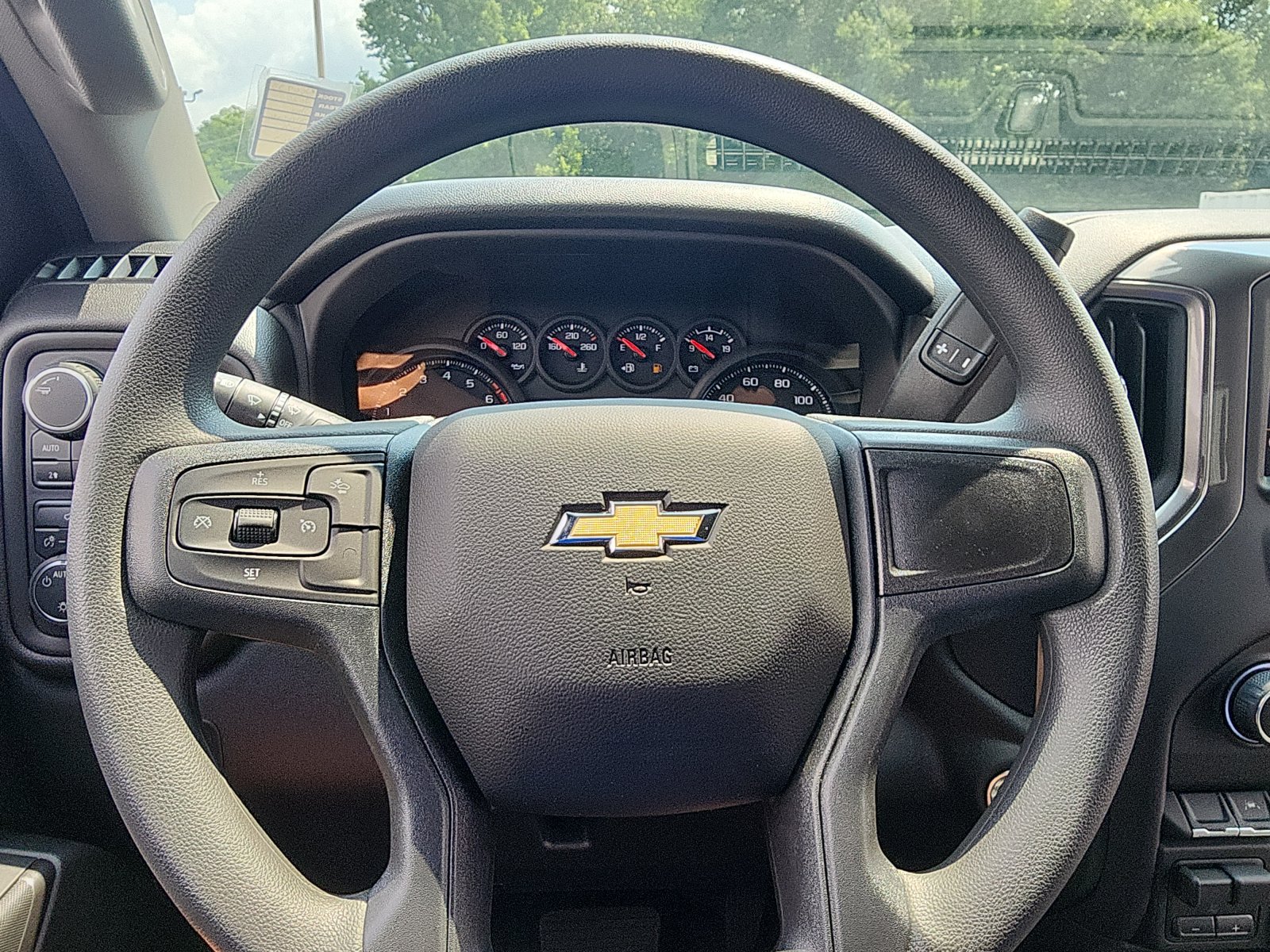 New 2026 Chevrolet Silverado 1500 Custom AWD/4WD image 15