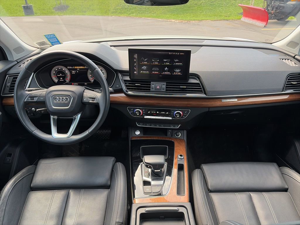 Used 2022 Audi Q5 2.0T Prestige w/ Prestige Package AWD/4WD image 7