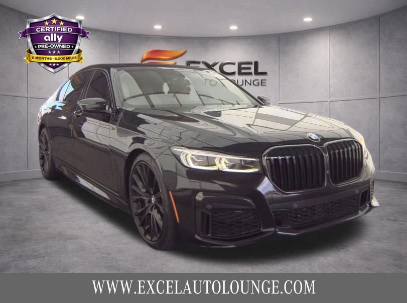 Used 2022 BMW 740i w/ M Sport Package RWD image 9