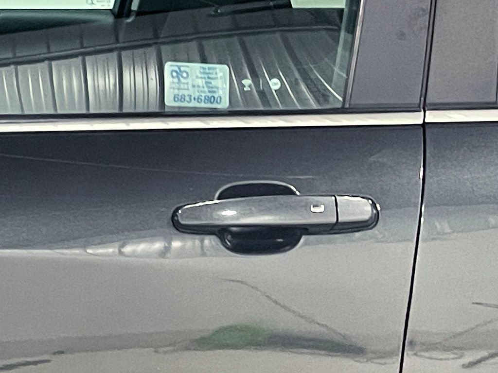 Used 2021 Chevrolet Equinox LT image 17