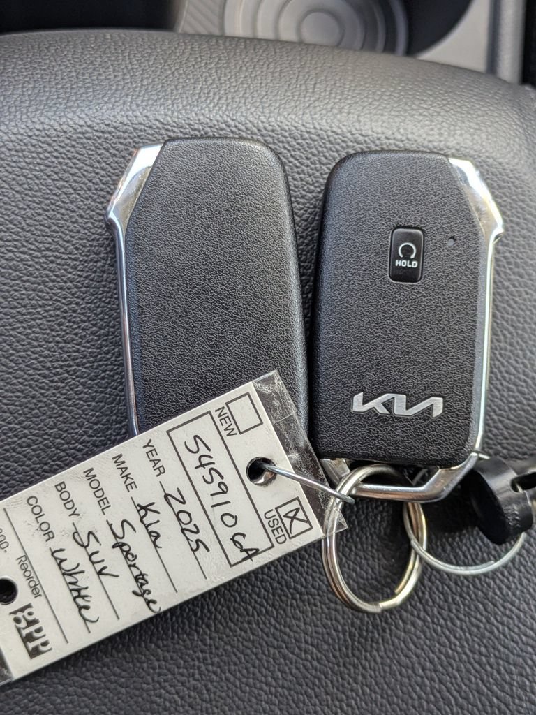 Used 2025 Kia Sportage SX FWD image 36