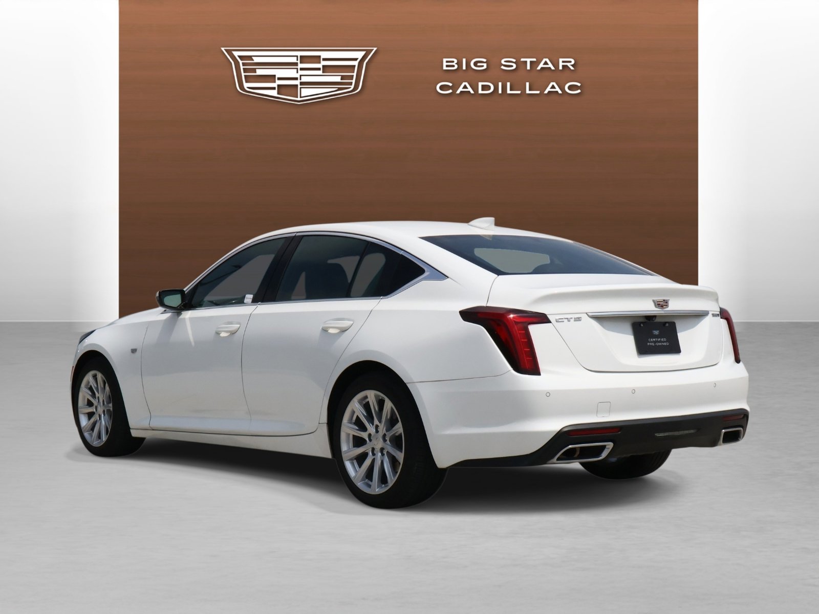 Used 2023 Cadillac CT5 Luxury RWD image 3