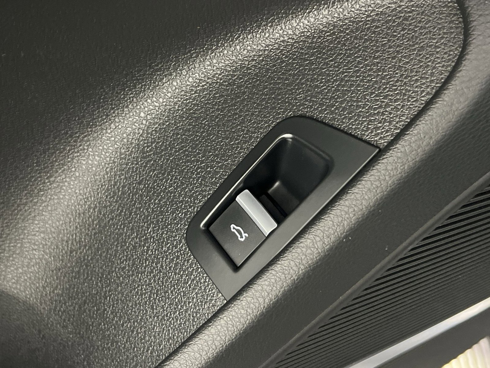 Used 2023 Audi Q7 2.0T Premium Plus w/ Premium Plus Package image 33