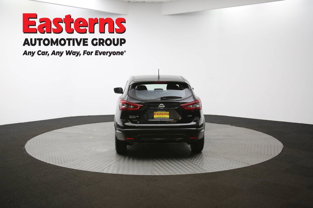 Used 2020 Nissan Rogue Sport S image 35