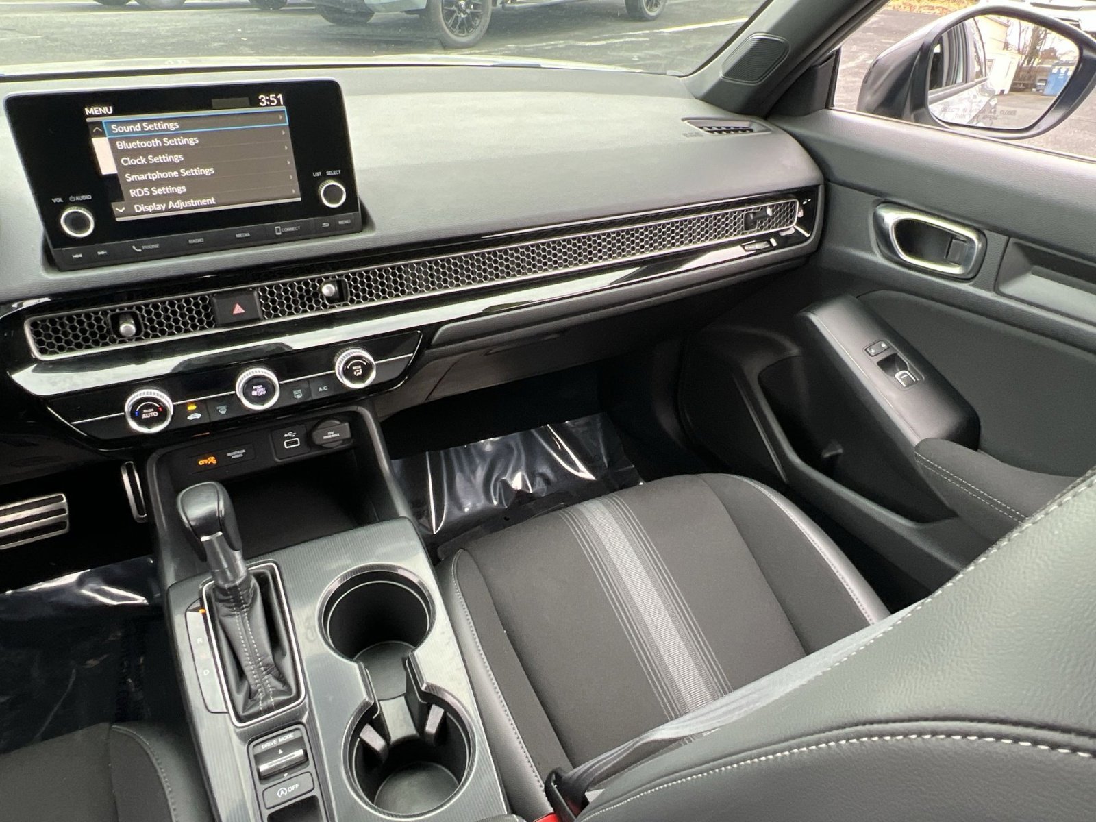 Used 2023 Honda Civic Sport image 28