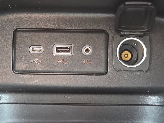 Used 2024 Chevrolet Equinox LT w/ LPO, Floor Liner Package FWD image 30