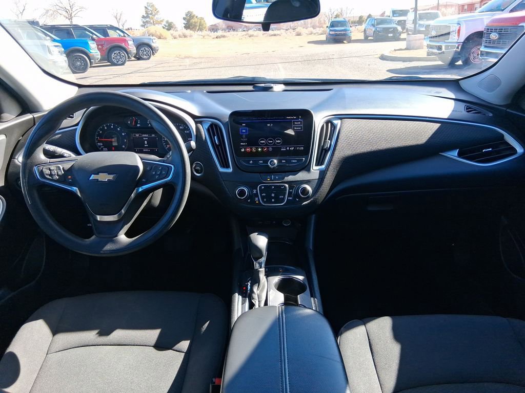 Used 2024 Chevrolet Malibu LT image 12