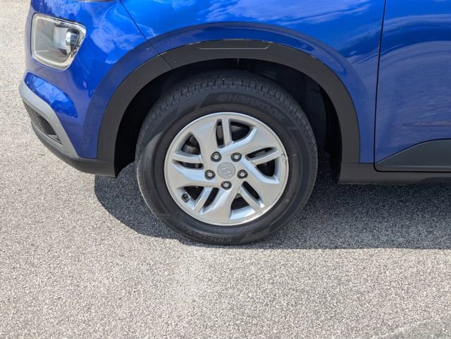Used 2021 Hyundai Venue SE FWD image 10