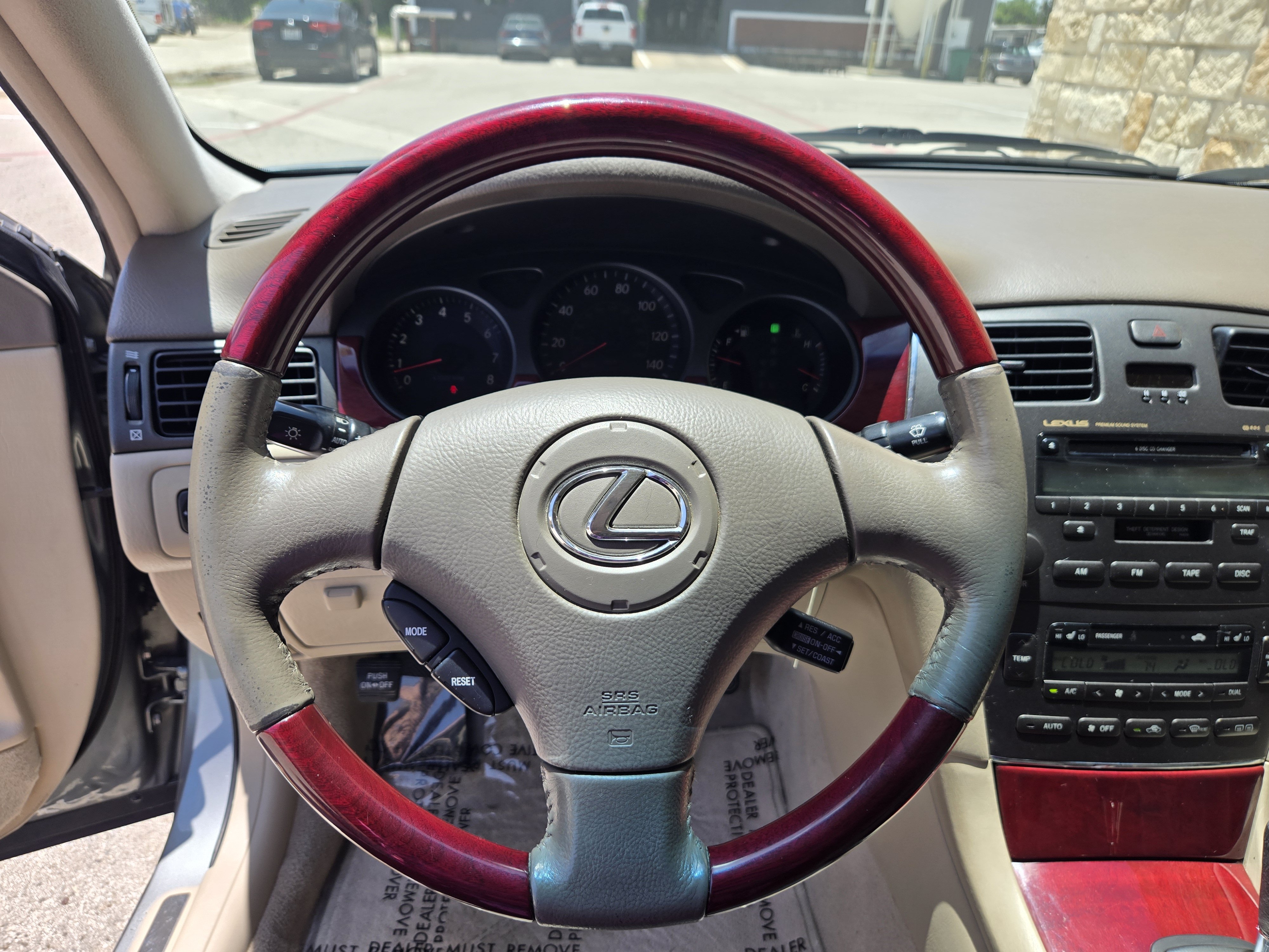 Used 2003 Lexus ES 330 FWD image 12