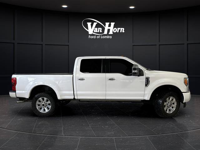 Used 2017 Ford F250 Platinum w/ Platinum Ultimate Package image 2