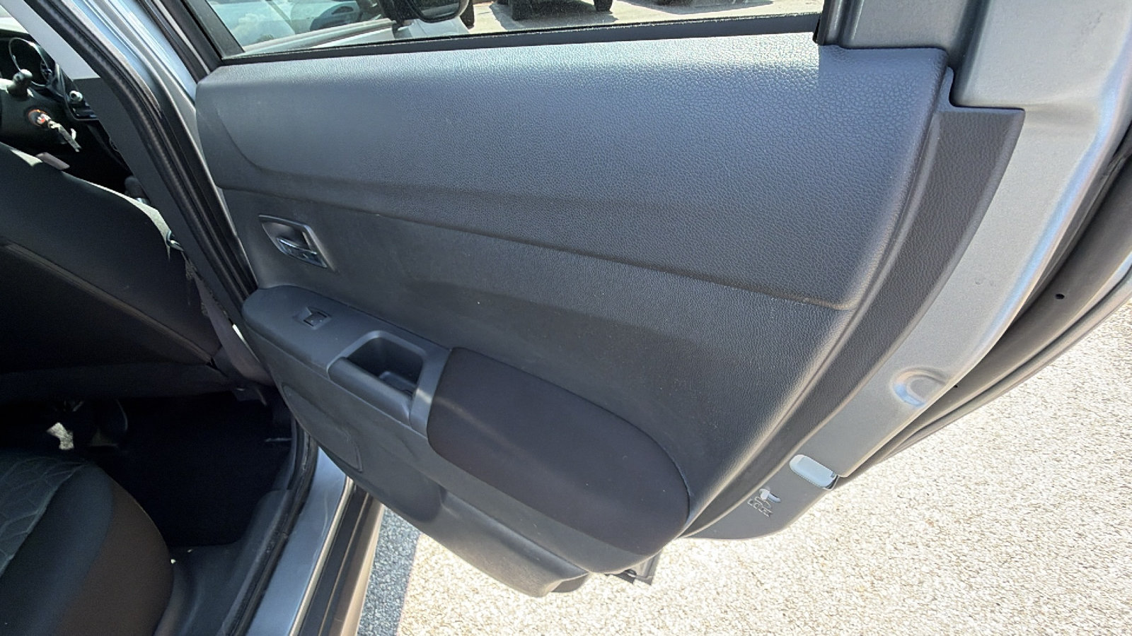 Used 2025 Mitsubishi Outlander Sport AWD image 20