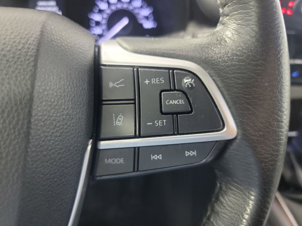 Used 2021 Toyota Sienna XLE image 29