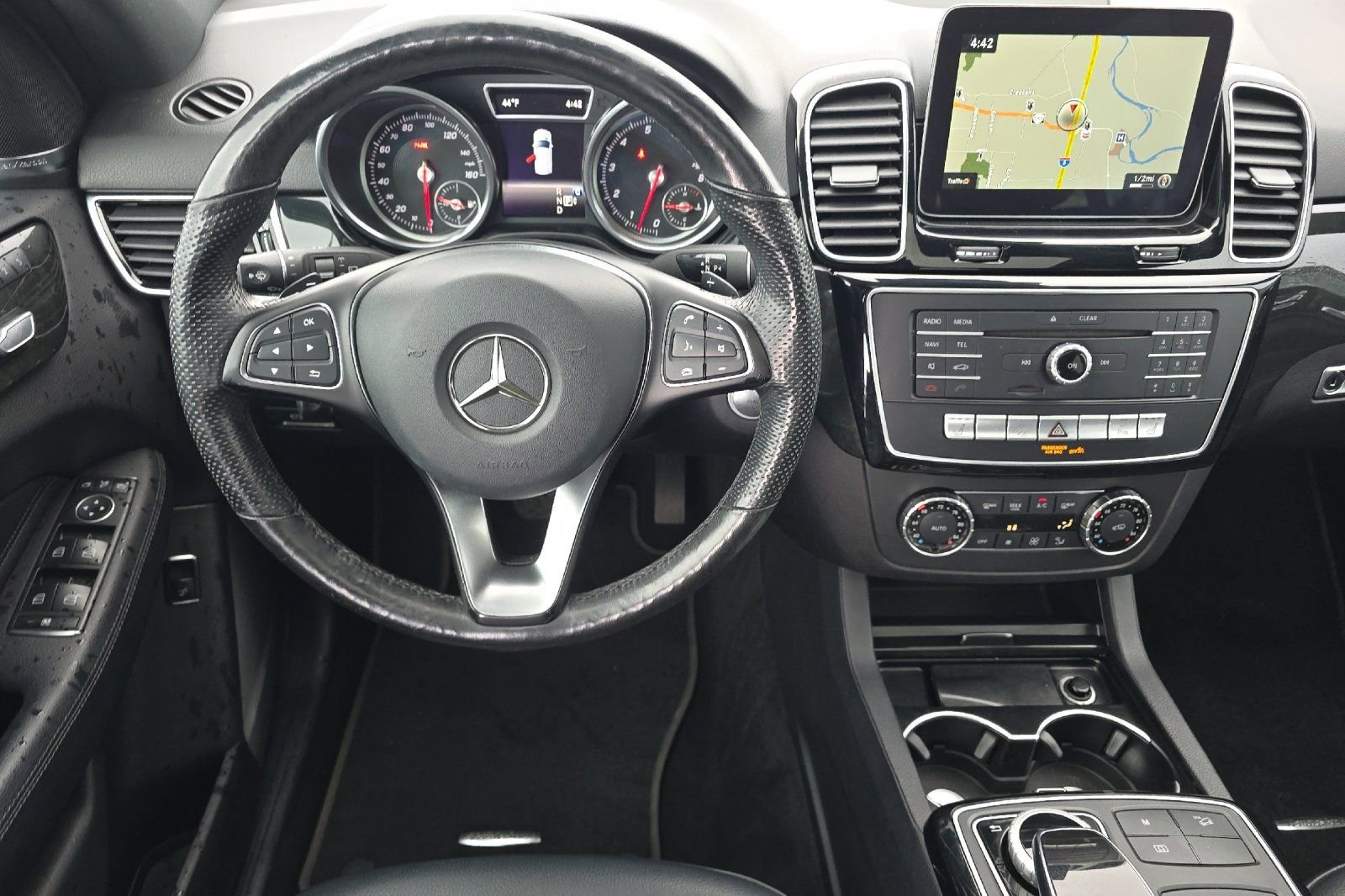 Used 2018 Mercedes-Benz GLE 350 4MATIC image 15