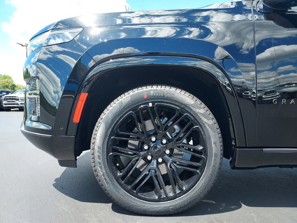 New 2026 Jeep Grand Wagoneer Limited AWD/4WD image 16