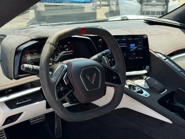 Used 2023 Chevrolet Corvette Stingray w/ 3LT RWD image 10