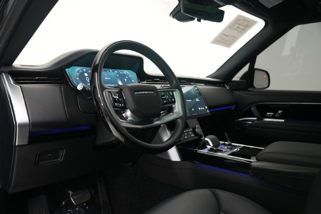 Used 2023 Land Rover Range Rover Autobiography AWD/4WD image 12