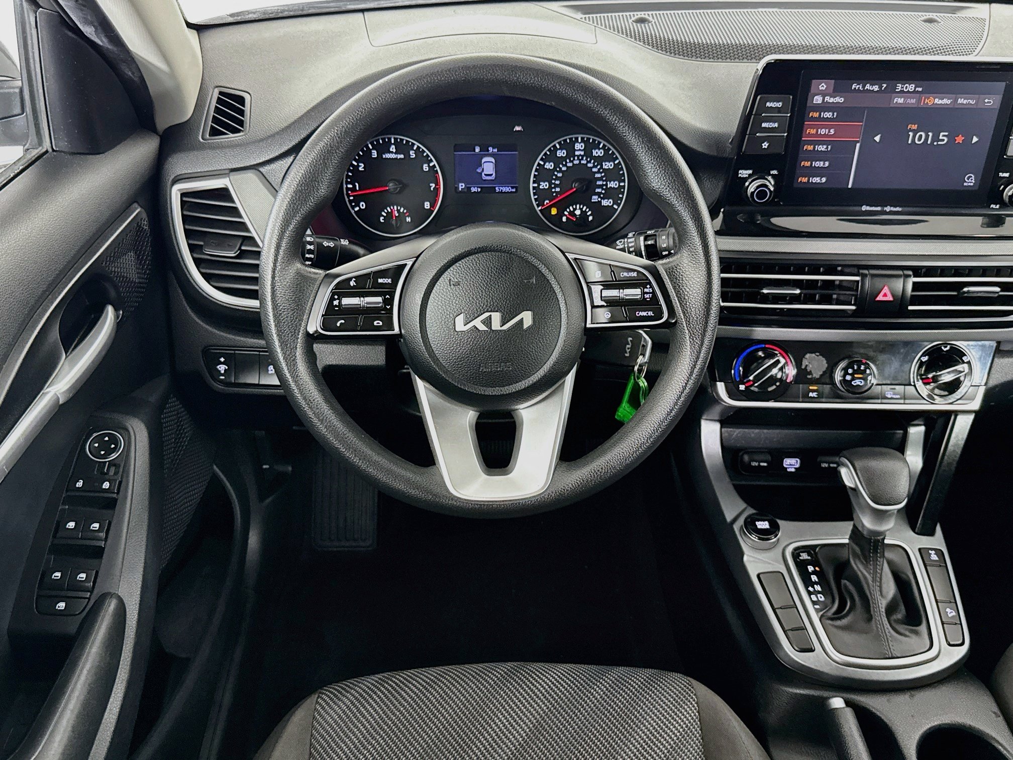 Used 2022 Kia Seltos LX AWD/4WD image 15