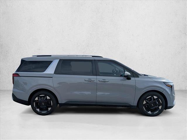 Used 2025 Kia Carnival EX FWD video 4