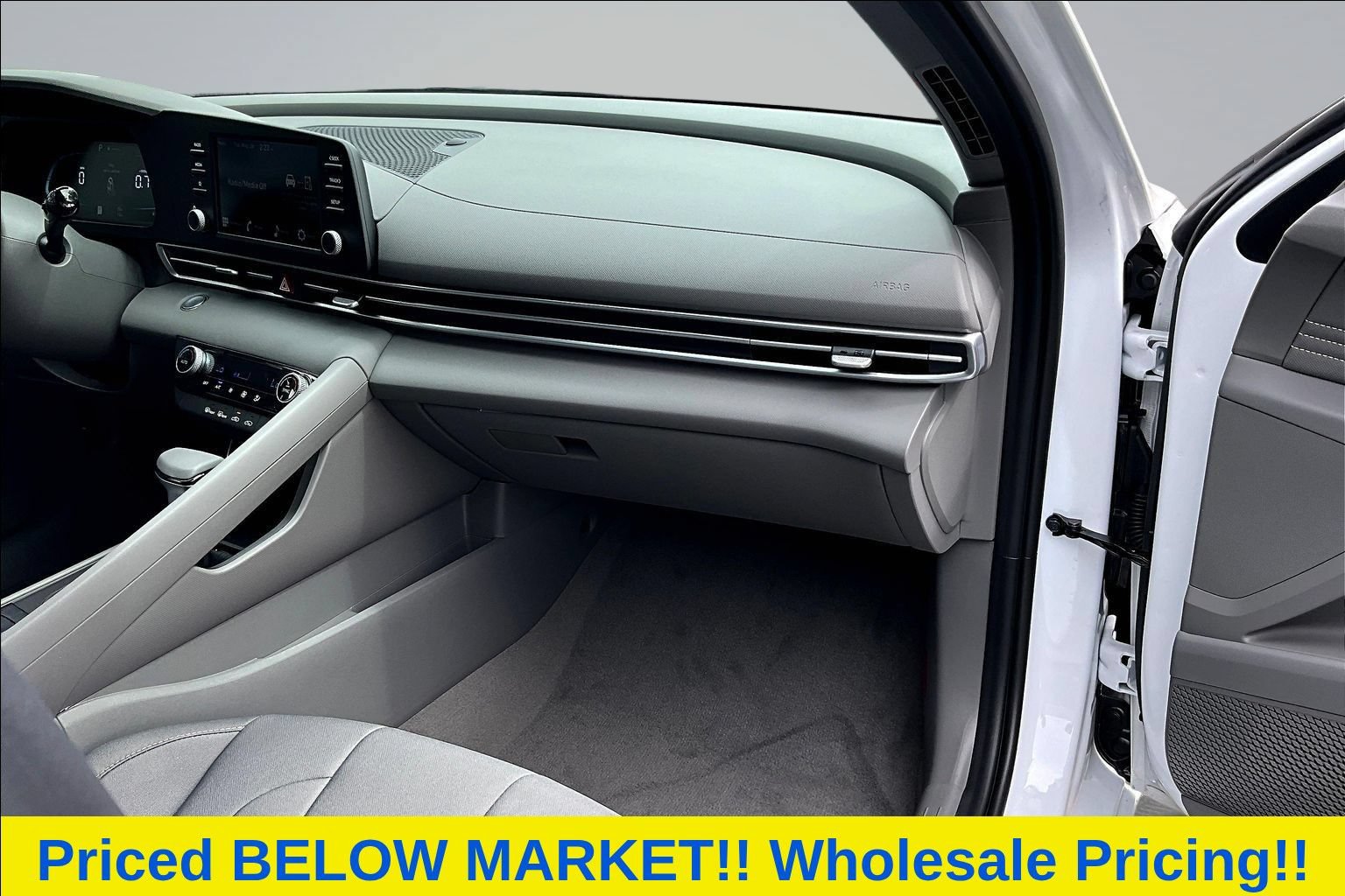 Used 2026 Hyundai Elantra Sport FWD image 27