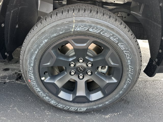New 2027 RAM 1500 4x4 Crew Cab image 26