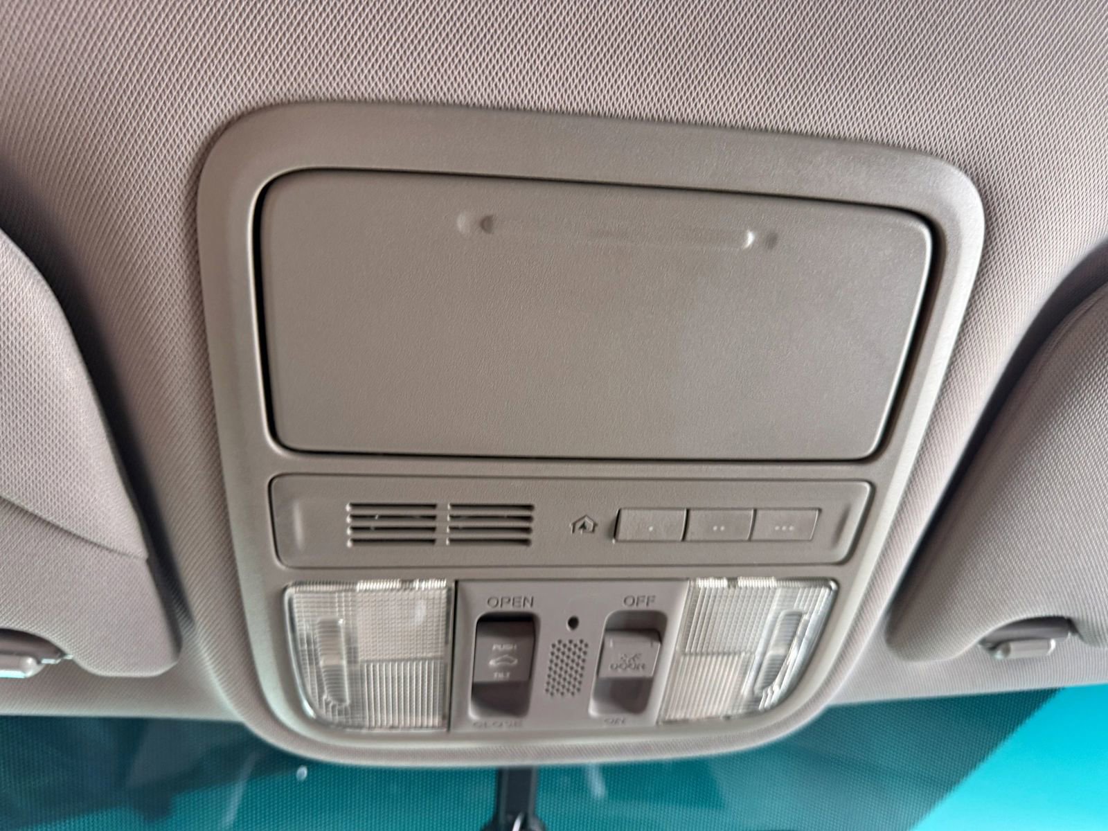 Used 2011 Honda Odyssey EX-L image 20