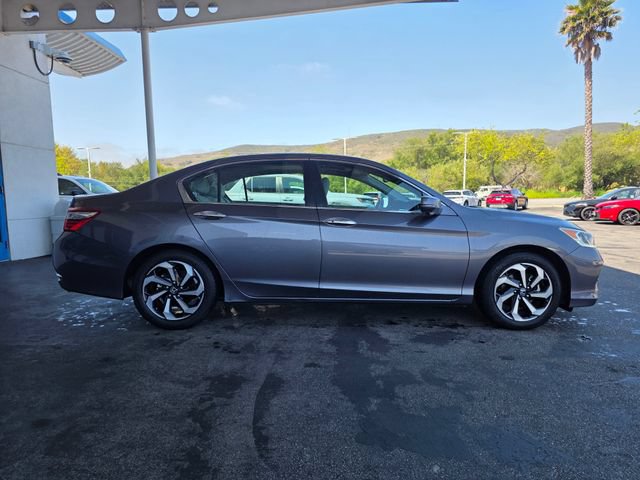 Used 2017 Honda Accord EX image 7